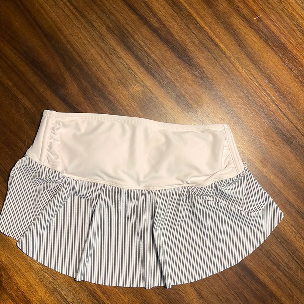 Xhilaration Target brand bathing suit top